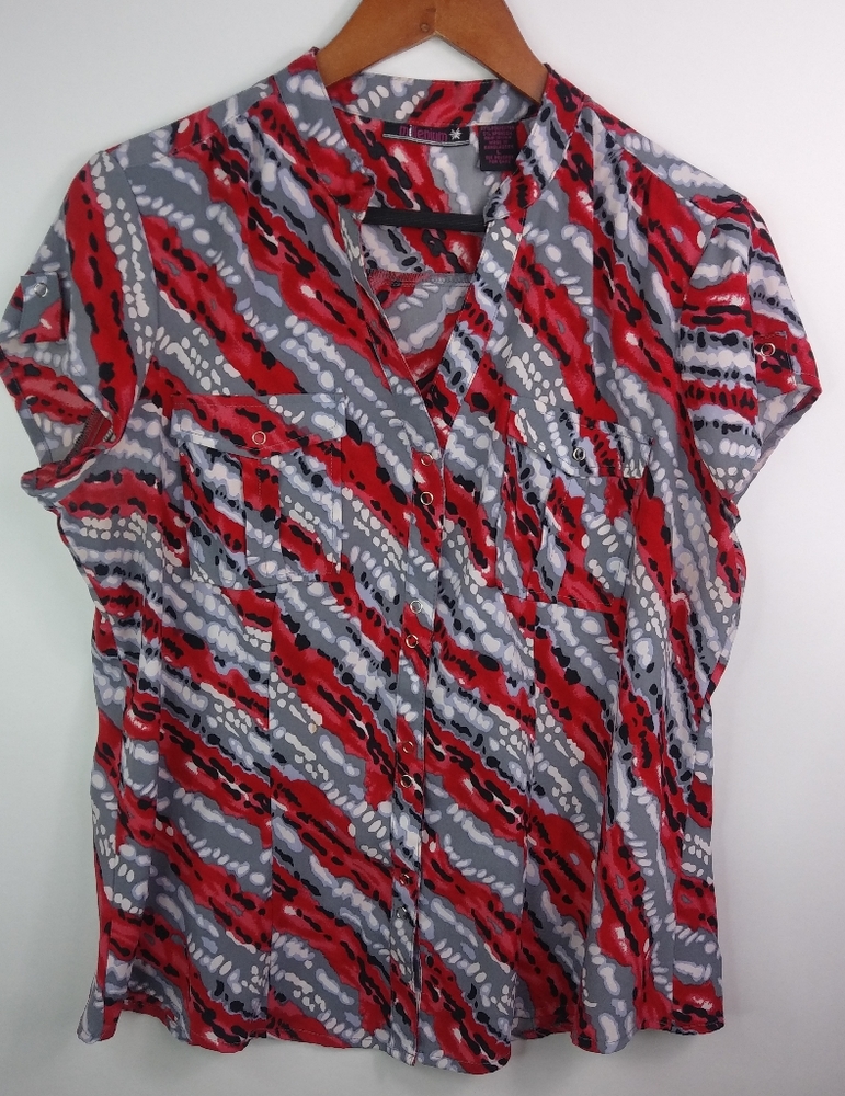 Millenium L Short Sleeved Career Workwear Red Black Gray Pockets Top